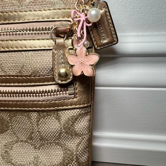 Coach Metallic Beige Signature Crossbody Bag with Floral Charm - Picture 4 of 11